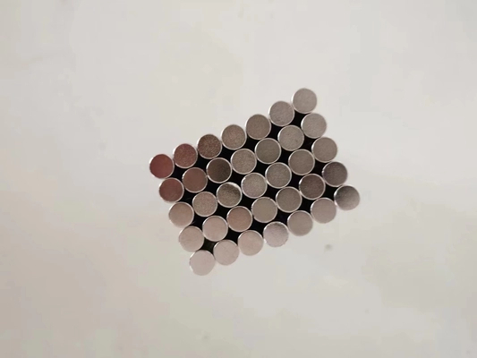 最新の企業ブログについて 超強力磁力の驚異を発見：12,000ガウス ネオジムバーマグネット