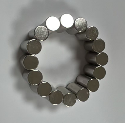 買う N42 ネオジム円筒磁石 直径10mm x 厚さ20mm、径方向着磁（2極） online manufacture
